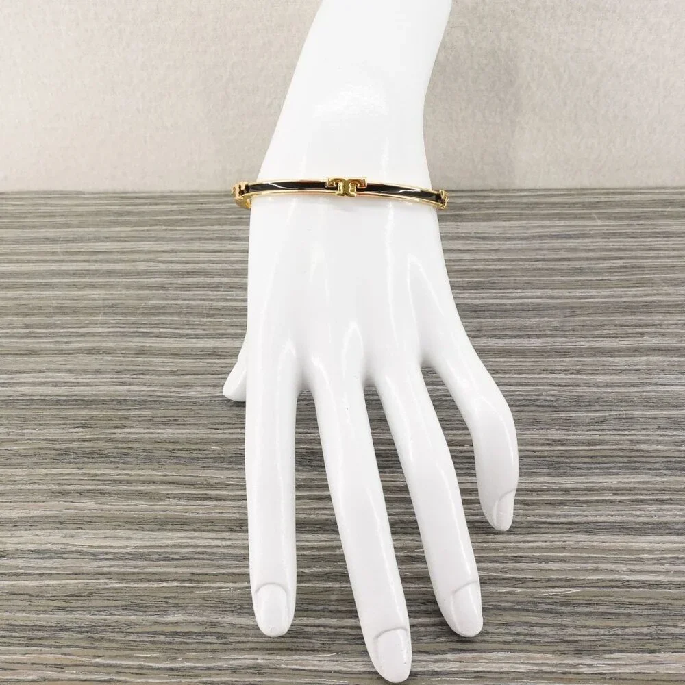 Tory Burch Serif-T Enameled Stackable Bracelet Black OS - Picture 5 of 12